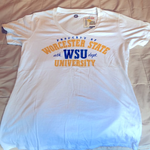 Woman’s Champion Worcester State University Tee Size Large - Picture 4 of 4